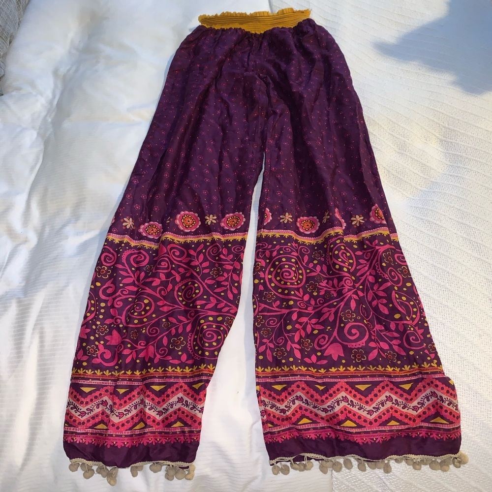 Multi colored light weight pants